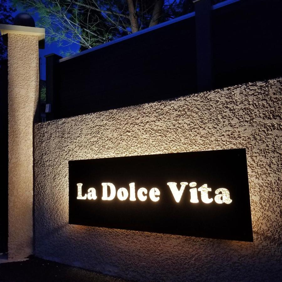 La Dolce Vita - Chambre Cristoforo Colombo Montpeyroux (Herault) Exterior foto